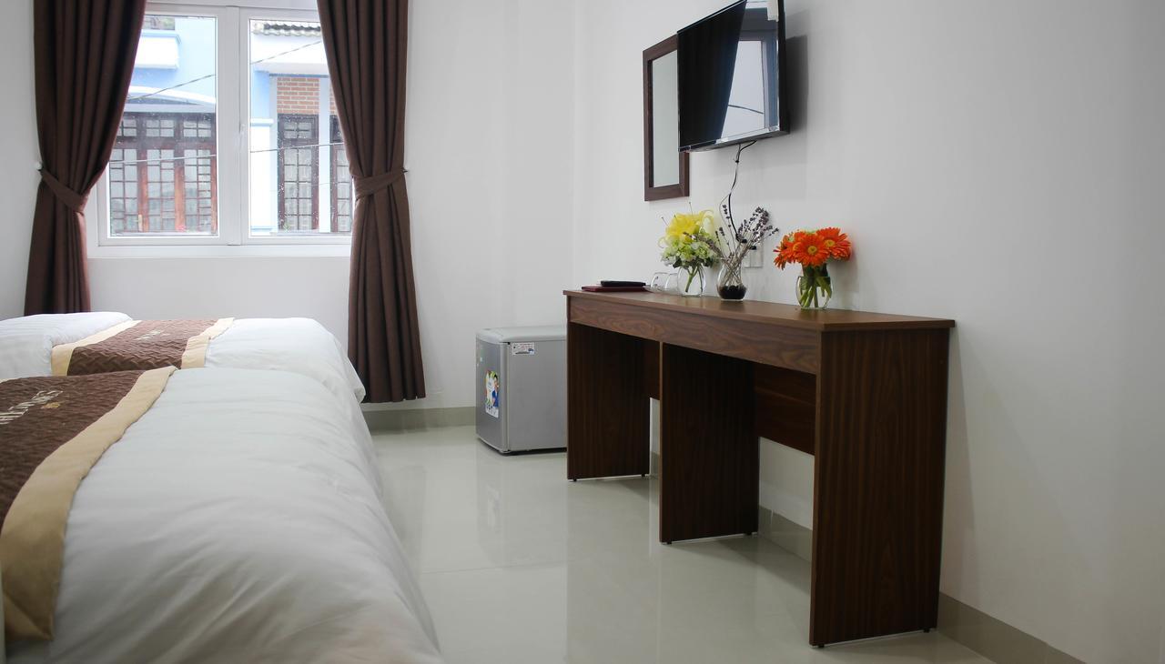 The Times Hotel Hue Exterior foto