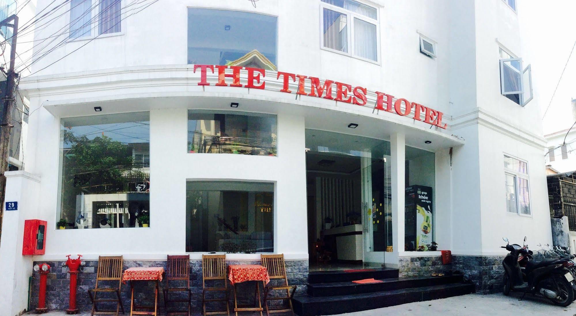 The Times Hotel Hue Exterior foto